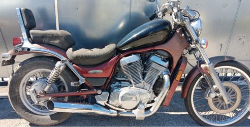 suzuki intruder