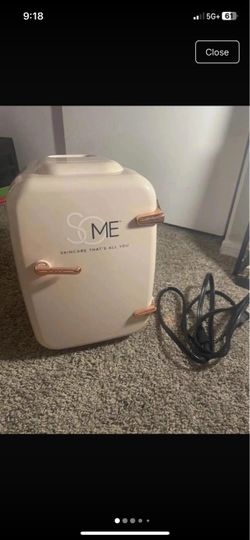 Mini fridge
