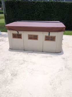 Jacuzzi