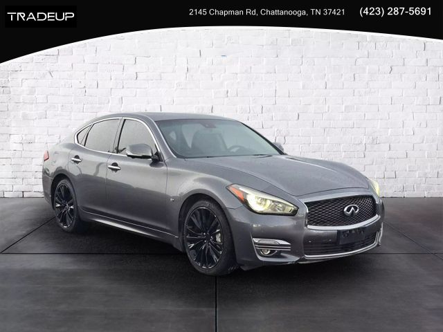 2016 INFINITI Q70