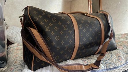 make me offer .Almost new carry-on suitcase in very good condition, pick up in Bellflower