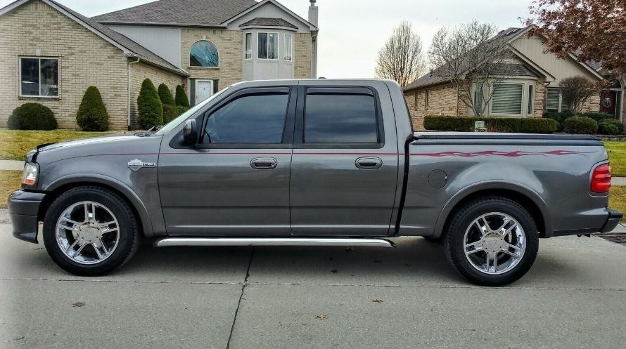 🚀🚀 Price 1200 Ford F-150 V8 2️⃣0️⃣0️⃣2️⃣