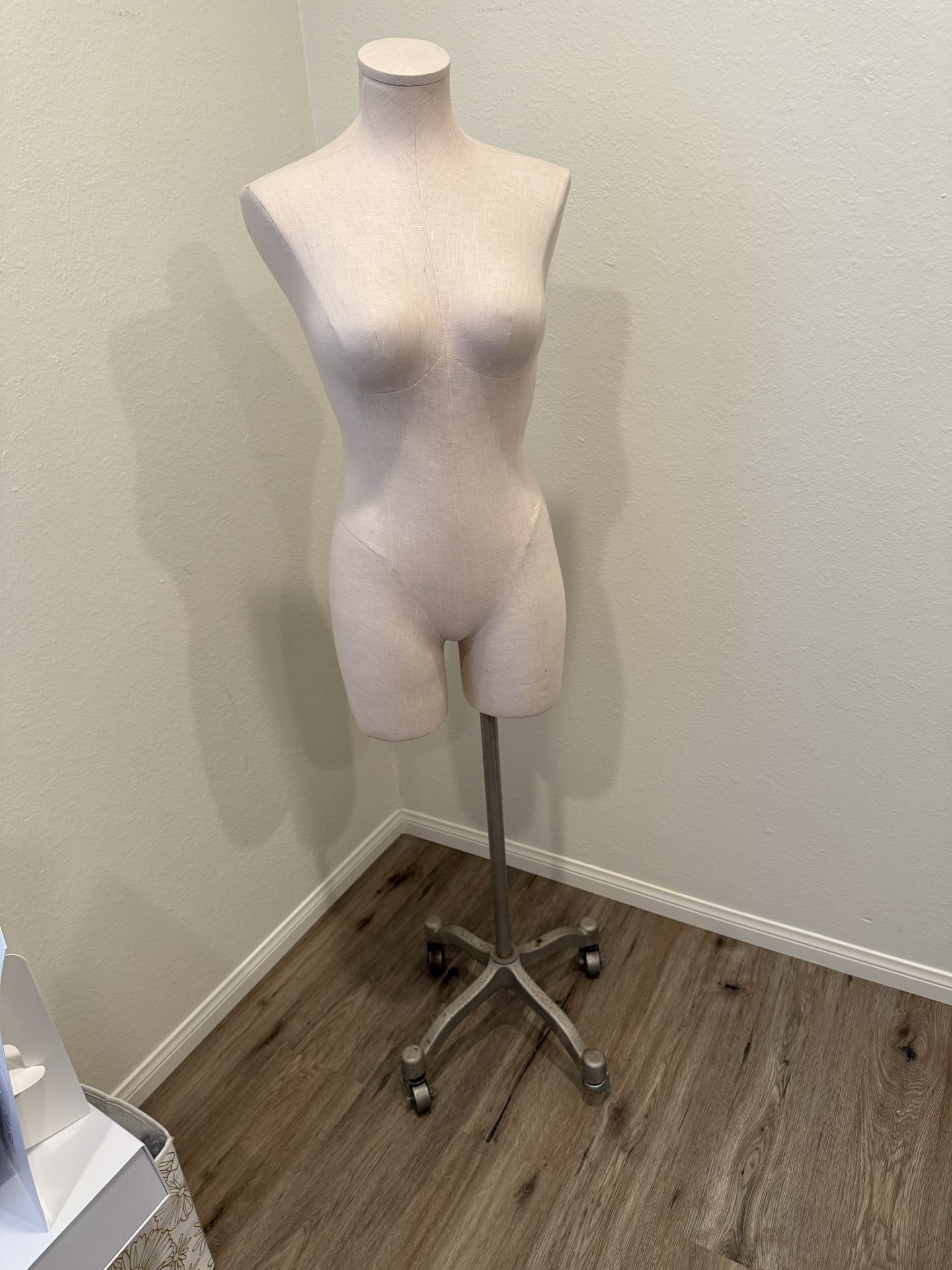 Mannequin- Victoria Secret 