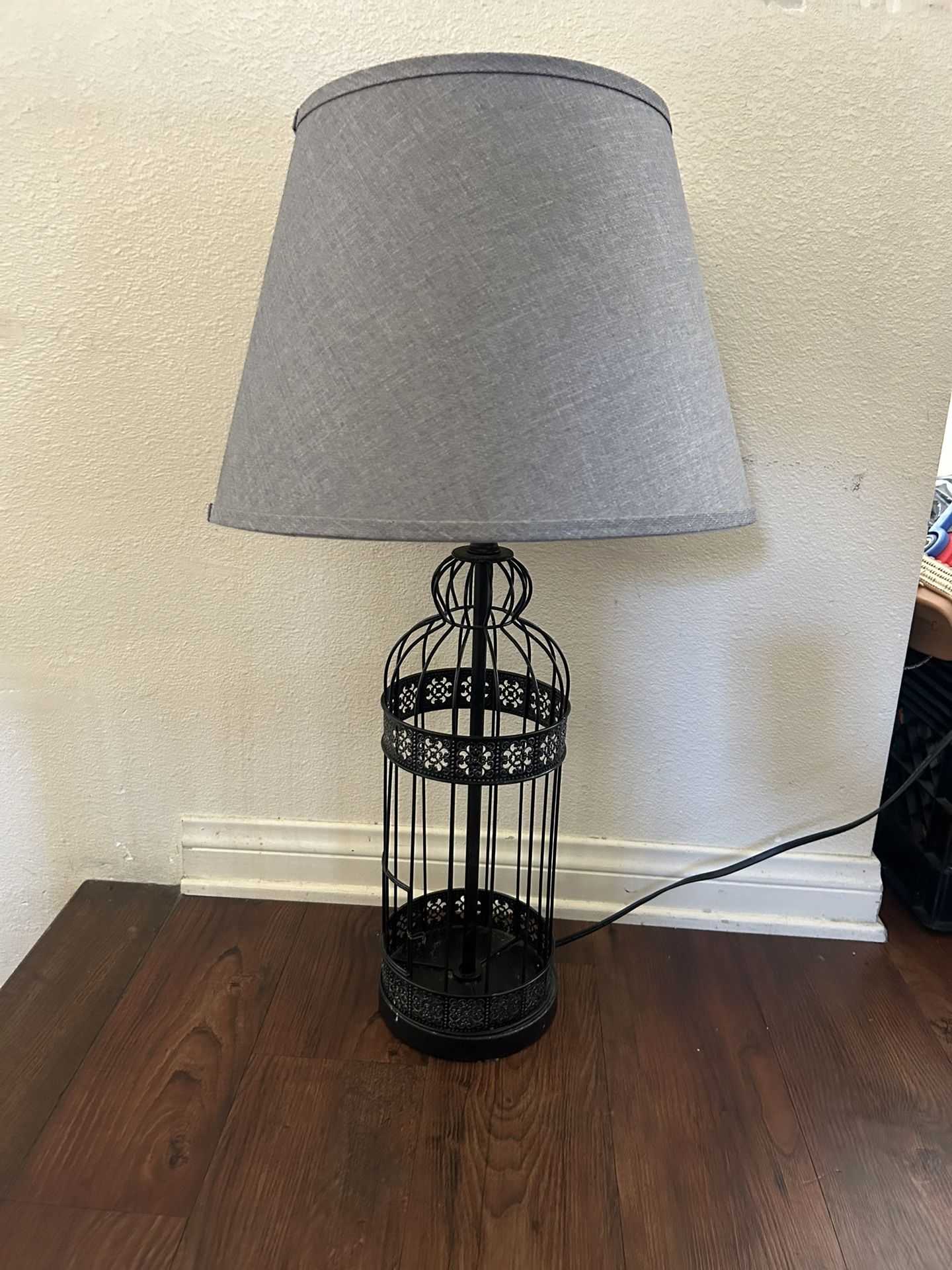 Lamp Bird Cage Design