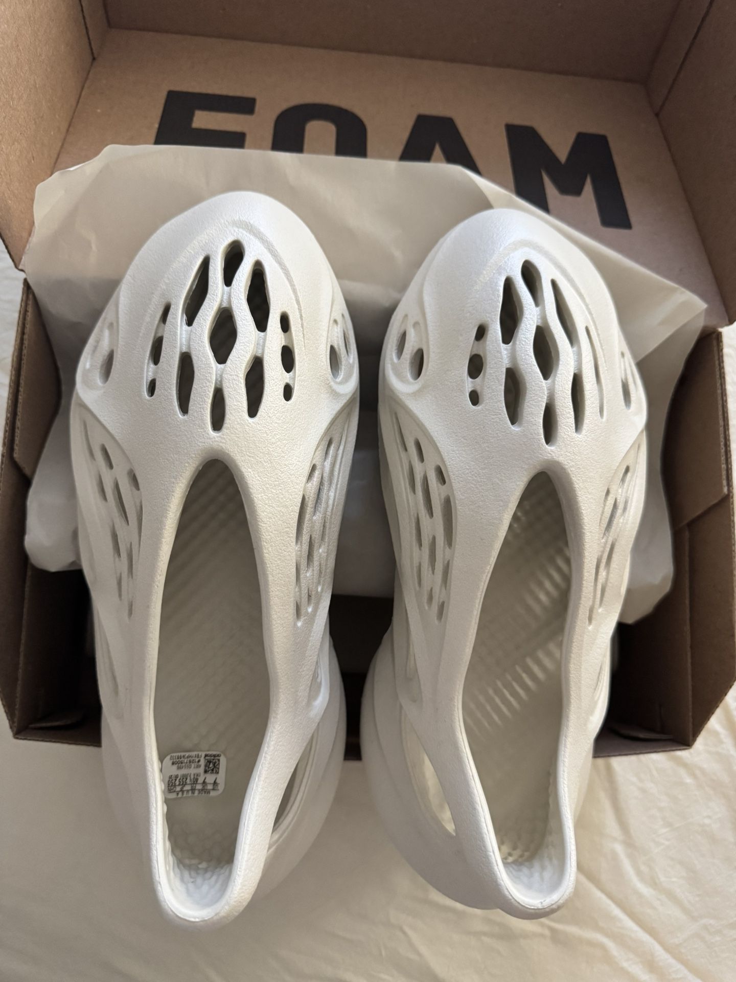 Adidas Yeezy Foam Runner Ararat