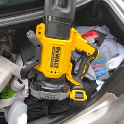 DeWalt Leaf Blower 
