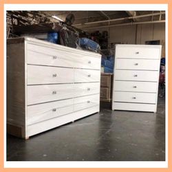 Dresser set