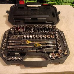 Husky tools box set