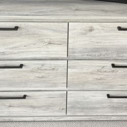 Living spaces Dressers 