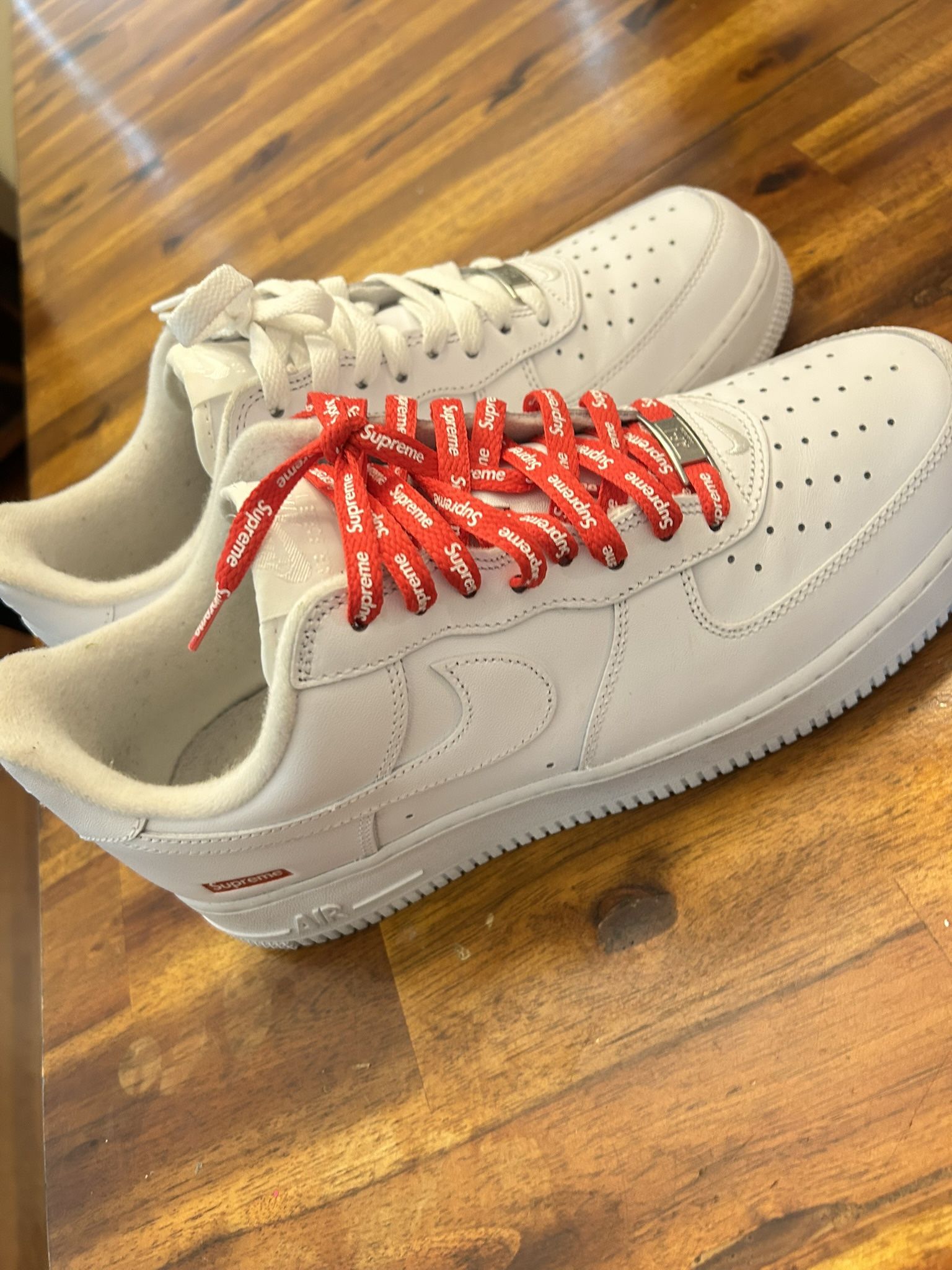 Supreme Forces Size 9.5/10