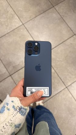 iPHONE 15 PRO MAX ATT/CRICKET