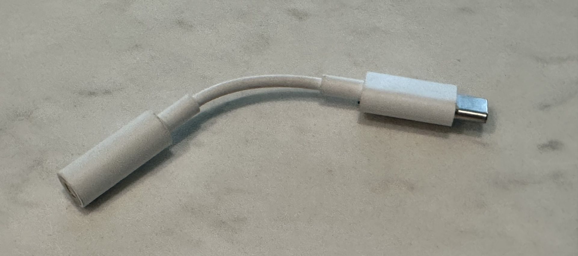 USB-C to 3.5 mm headphone jack adapter 3.5 mm