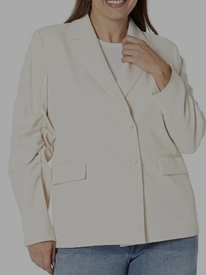 The Drop Creme Brulee Blazer