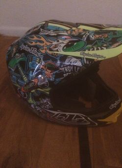 Helmet Troy lee designs
