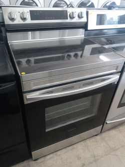 Samsung stainless steel glass-top stove - Free delivery