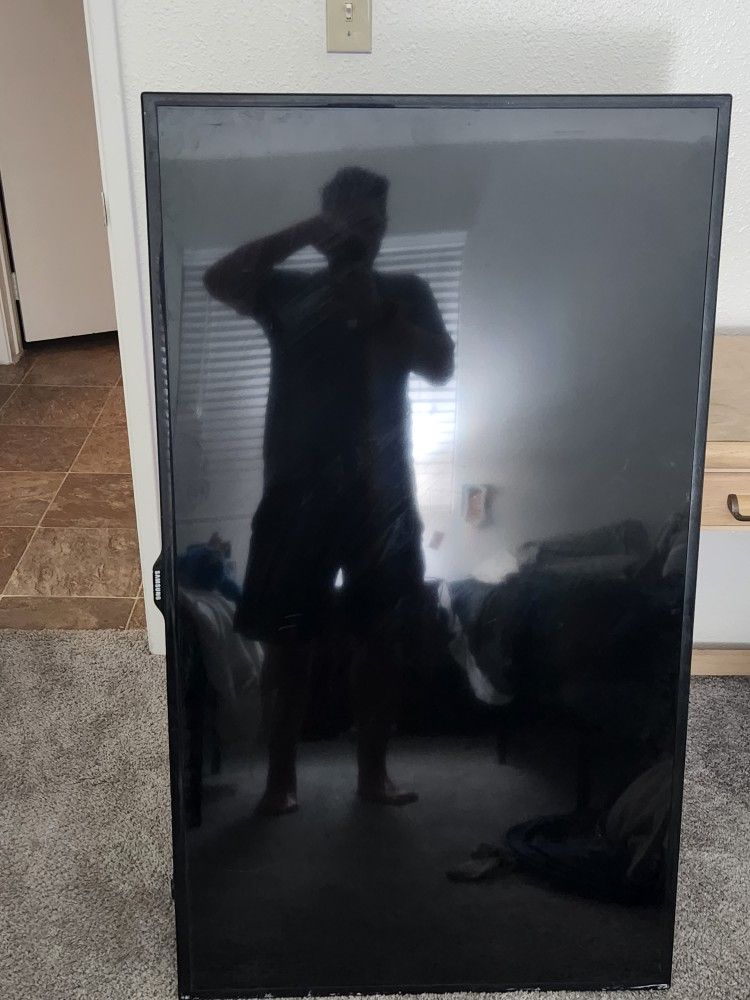 55 Inch SAMSUNG WALL TV Electronics & Media