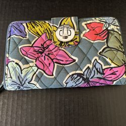 Very Bradley Georgia Wallet Falling Flowers 
