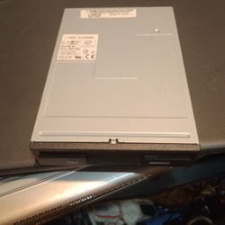 3 1/4" Floppy Disk Drive