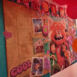 Turning Red bday party decor  