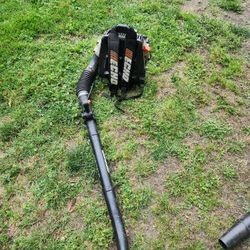 2 backpack Blower..3  weed wacker.... 1 Trimming machine.
 Everything Run. different prices...