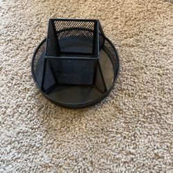 Black Metal Mesh Desk Organizer