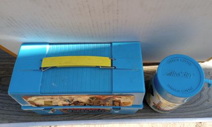 T*a様 ボンボネロ　ブルー Thundarr The Barbarian Lunchbox With Thermos for Sale in Pasadena