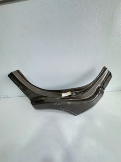 (933) 18-24 Buick Enclave Left Quarter Panel Extension Pata Perro 2018 2019 2020 2021 2022 2023 2024