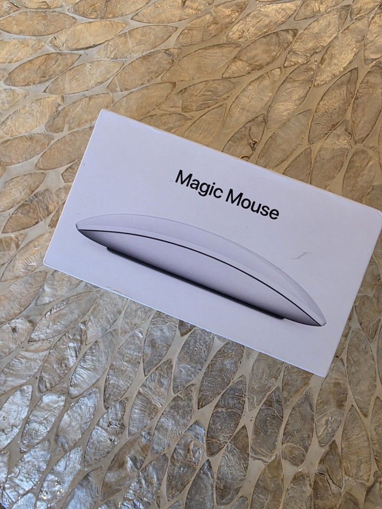 Apple Magic Mouse – Like New in Box – Wireless & Rechargeable
