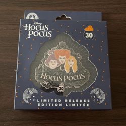 DISNEY COLLECTION PIN