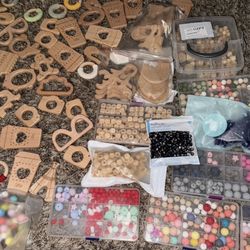 Crafting Supplies Free With A Purchase 