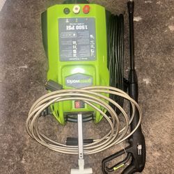 Green works 1,500psi Pressure Washer 