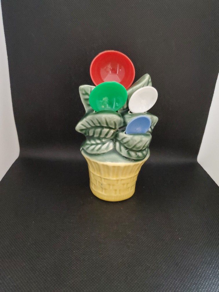 Mid-Century Vintage Wall Pocket/Flower Pot Measuring Spoons