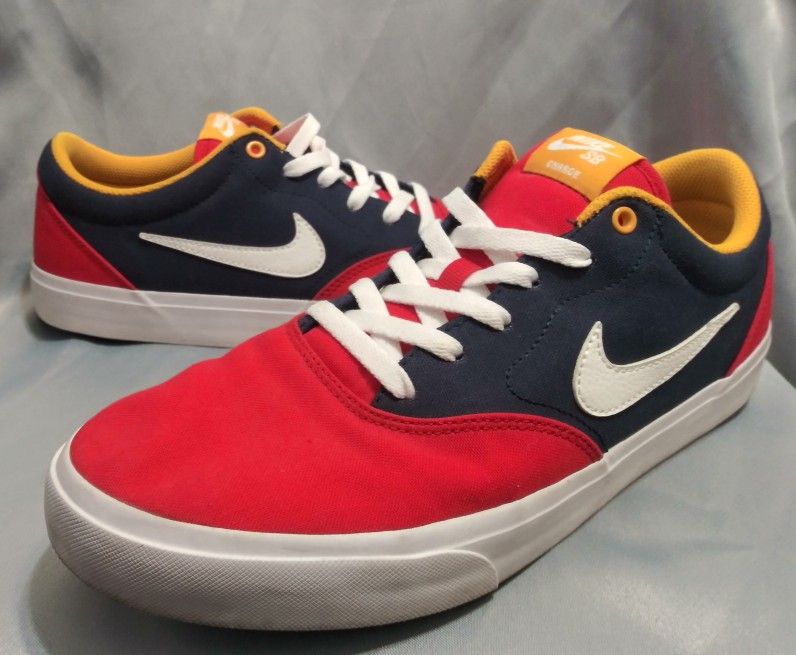 NIKE SB MENS SIZE 12 LOCATED IN PORTERVILLE