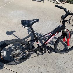 DIAMONBACK KIDS MTN BIKE