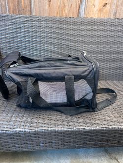 Dog carrier