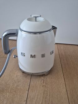 SMEG kettle
