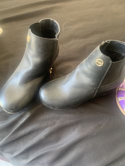 Mk New/ black boots girls size 3