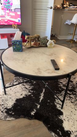 Beautiful Coffee table!!