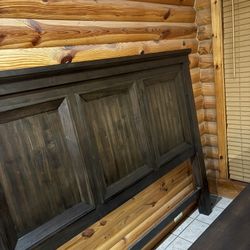Solid Wood King Size bedroom Set 