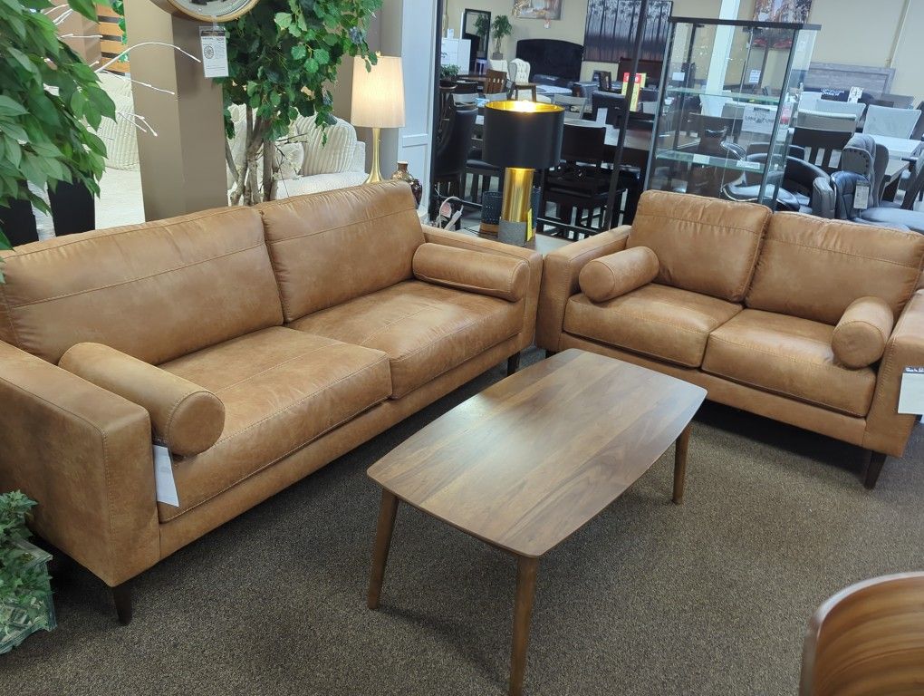 SOFA AND LOVESEAT SET