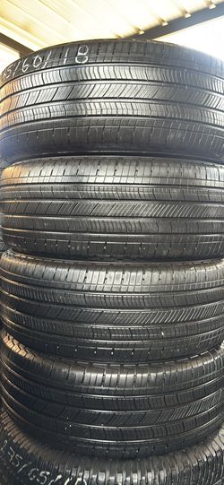 Set of tires (4) 265-60-18 Michelin