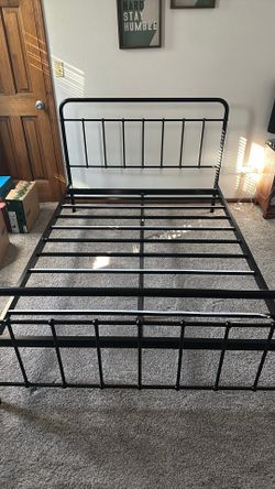 Full Size Rod Iron Bed frame