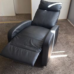 Recliner Chair 