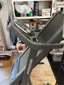 Horizon treadmill