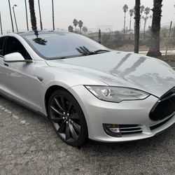 2014 Tesla Model S