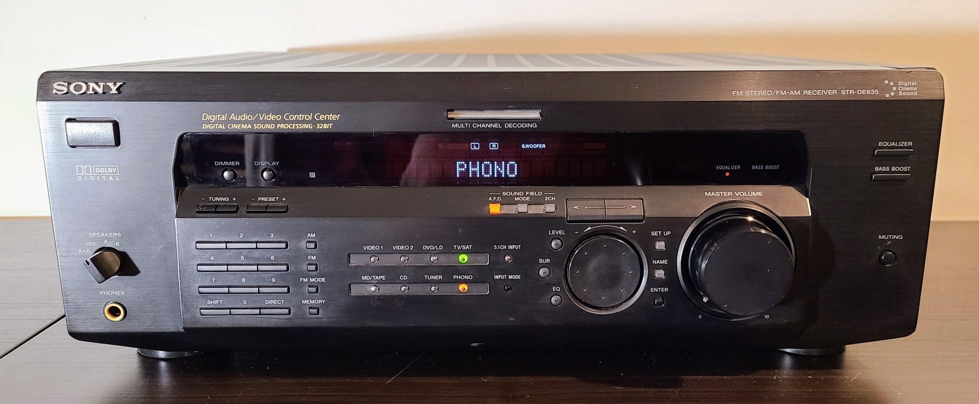 Sony STR-DE635 Surround Receiver w Phono and Optical Inputs