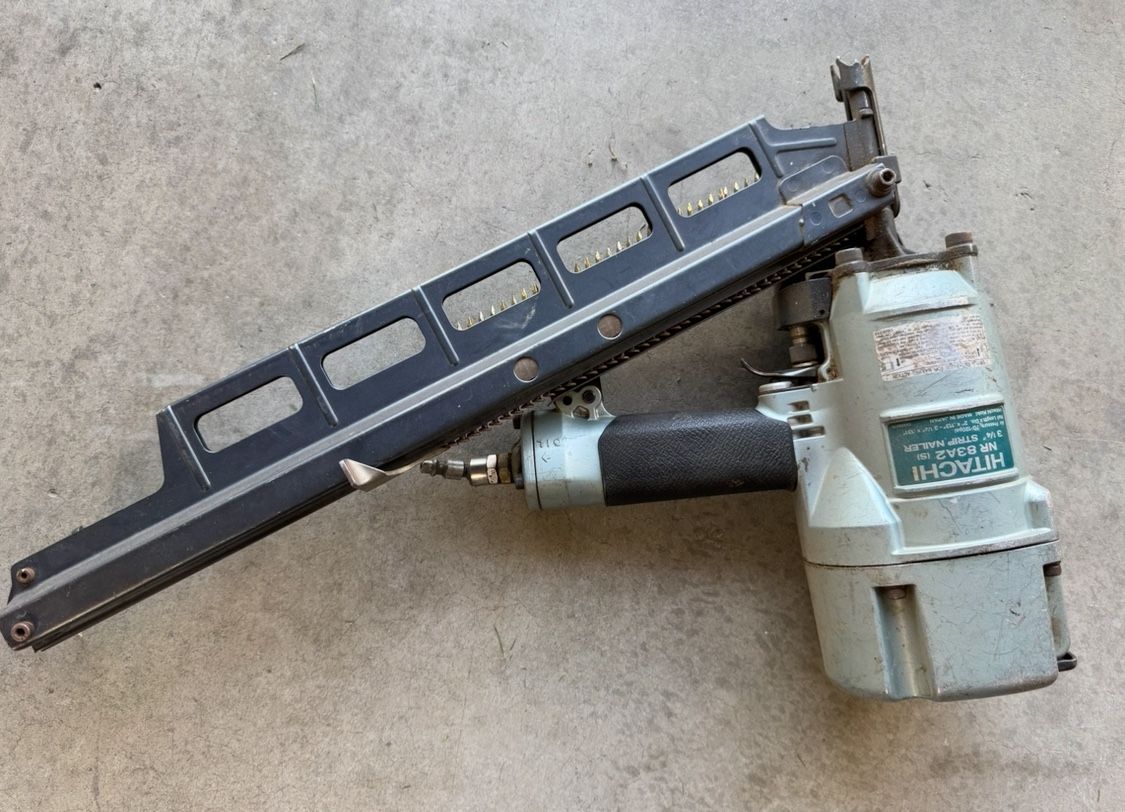Hitachi Nail Gun