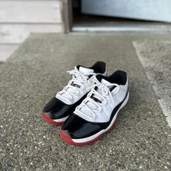 Jordan 11 Low Concords 