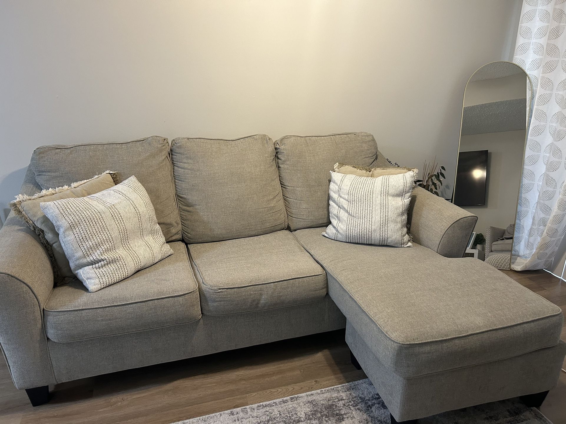 Tan Sectional! Good Condition