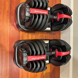 Bowflex SelectTech Adjustable Dumbells 5-52 - BRAND NEW CONDITION 
